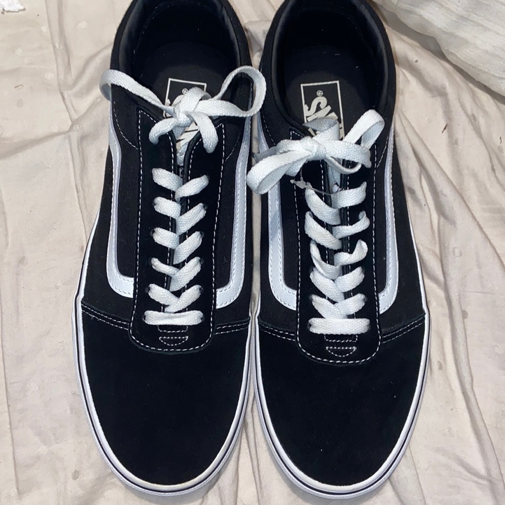 black and white vans